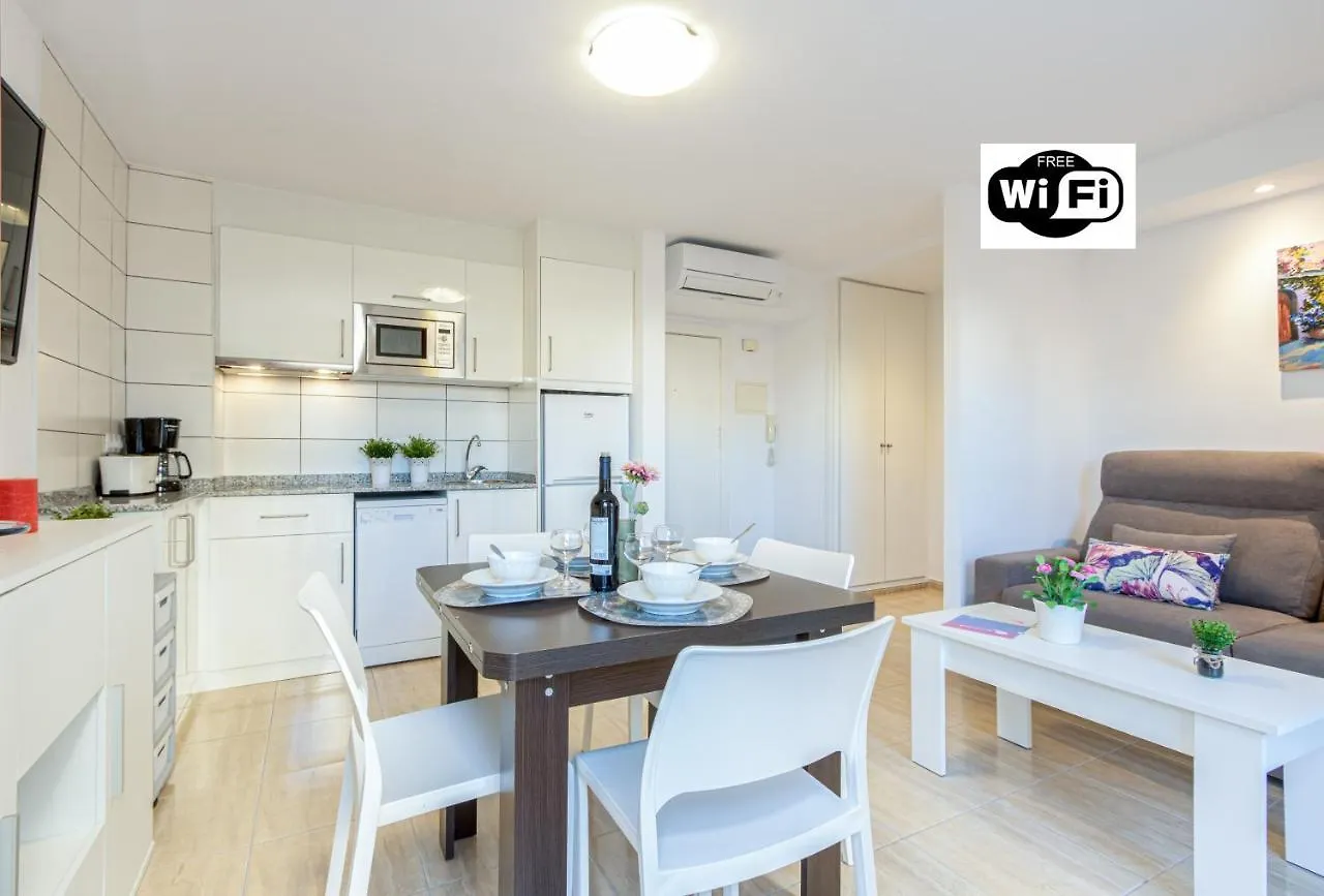 Apart-Rent Apartament Av Rhode 1º 2009 contacts