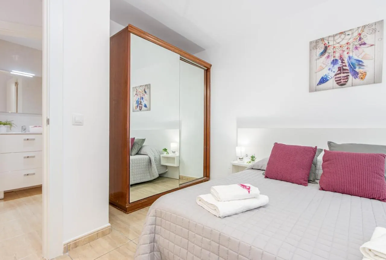 Apart-Rent Apartament Av Rhode 1º 2009 Roses Apartment
